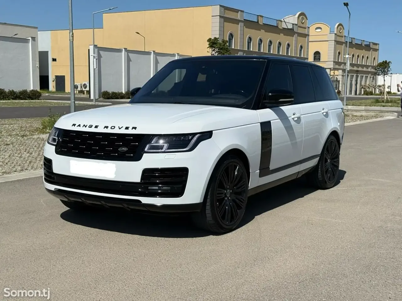 Land Rover Vogue 2017 · 3.0 AT