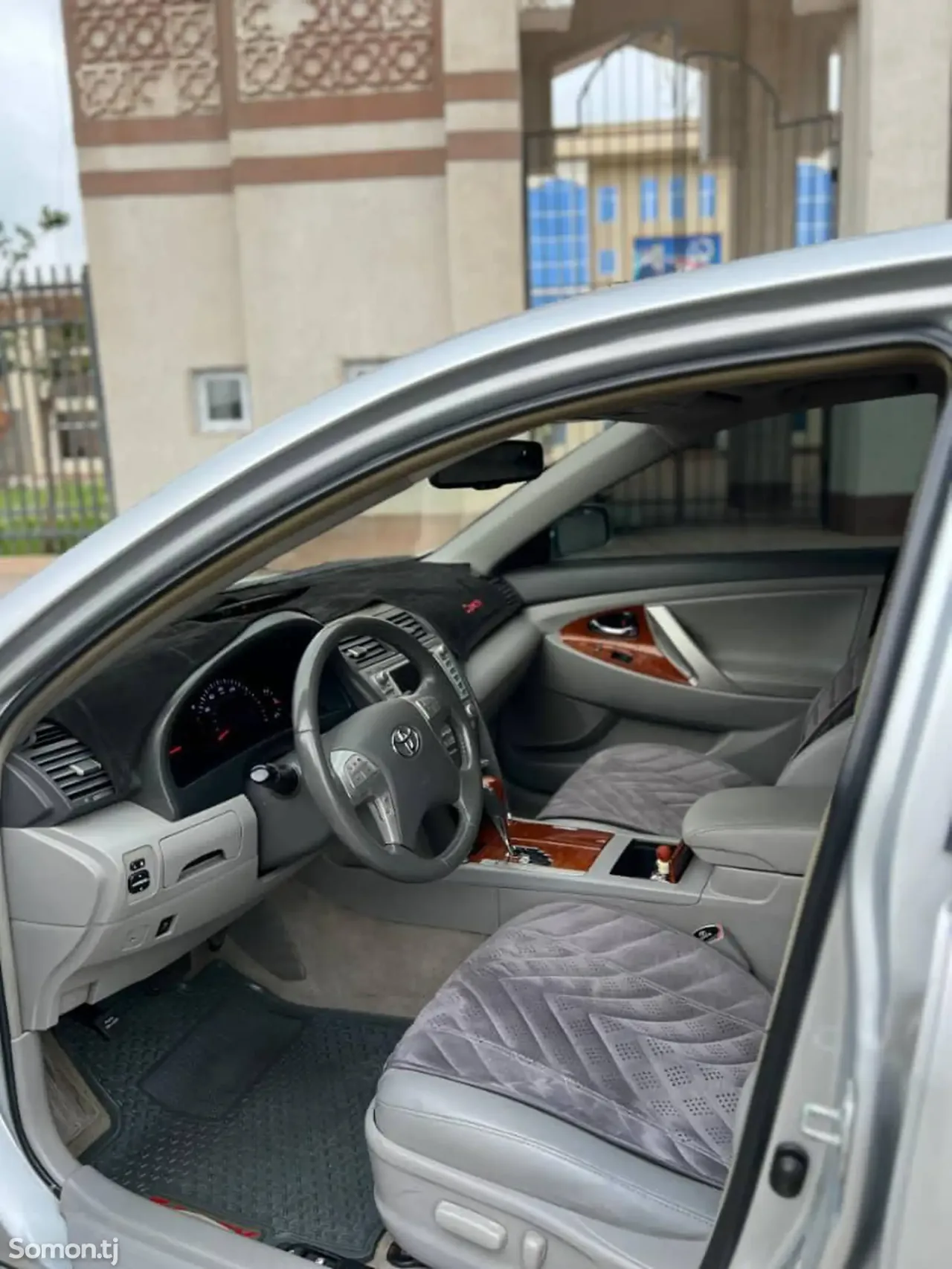 Toyota Camry 2011 · 3.5 AT