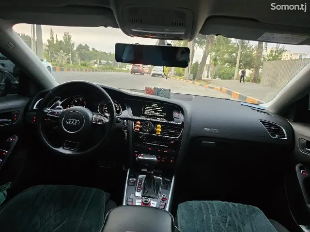 Audi A5 2015 · 2.0 AT