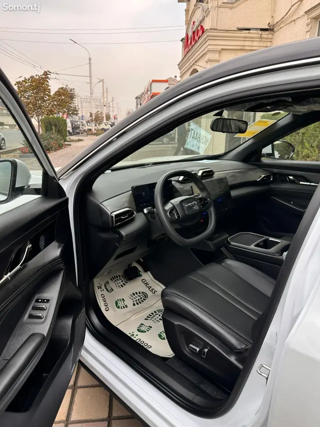 Dongfeng L7 2025 · AT