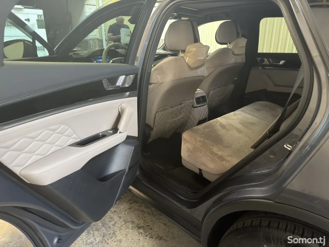 BYD Tang 2025 · 1.5 AT