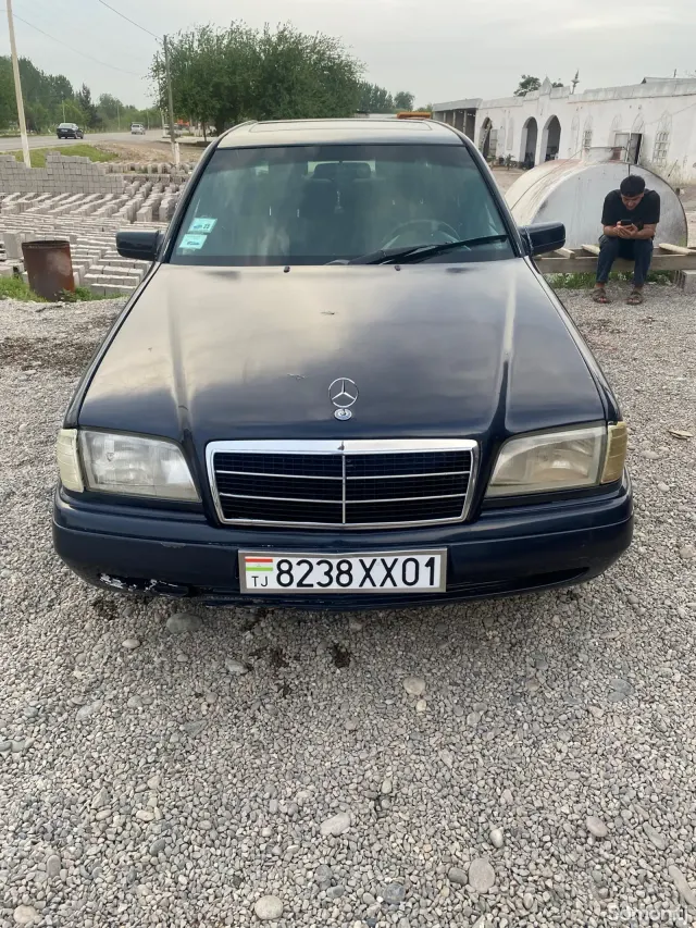 Mercedes-Benz C class 1995 · 1.8 MT
