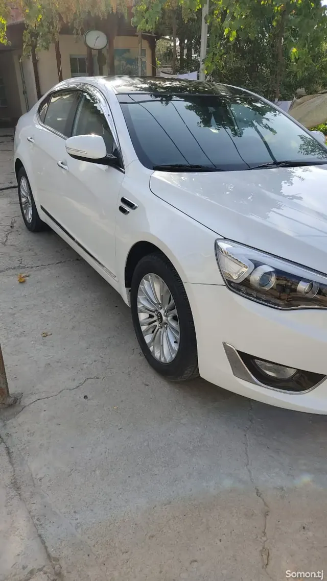 Kia K7 2014 · 3.0 AT
