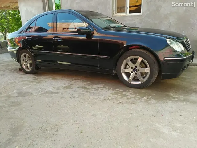 Mercedes-Benz C class 2000 · 2.3 MT
