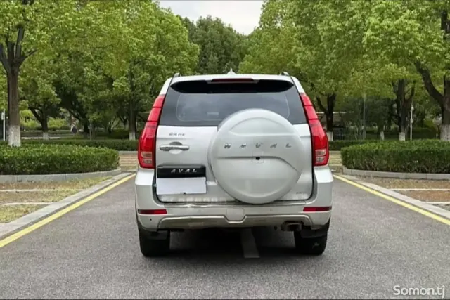 Haval H8 2015 · 2.0 AT