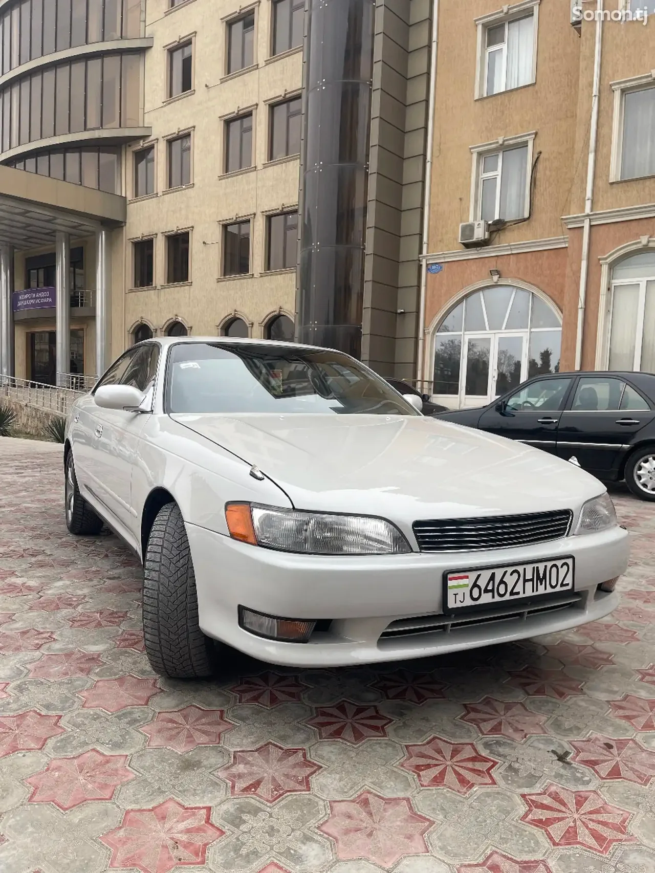 Toyota Mark II 1990 · 2.5 AT