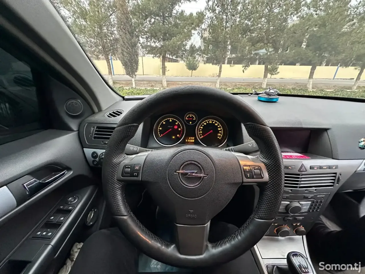 Opel Astra H 2008 · 1.9 MT