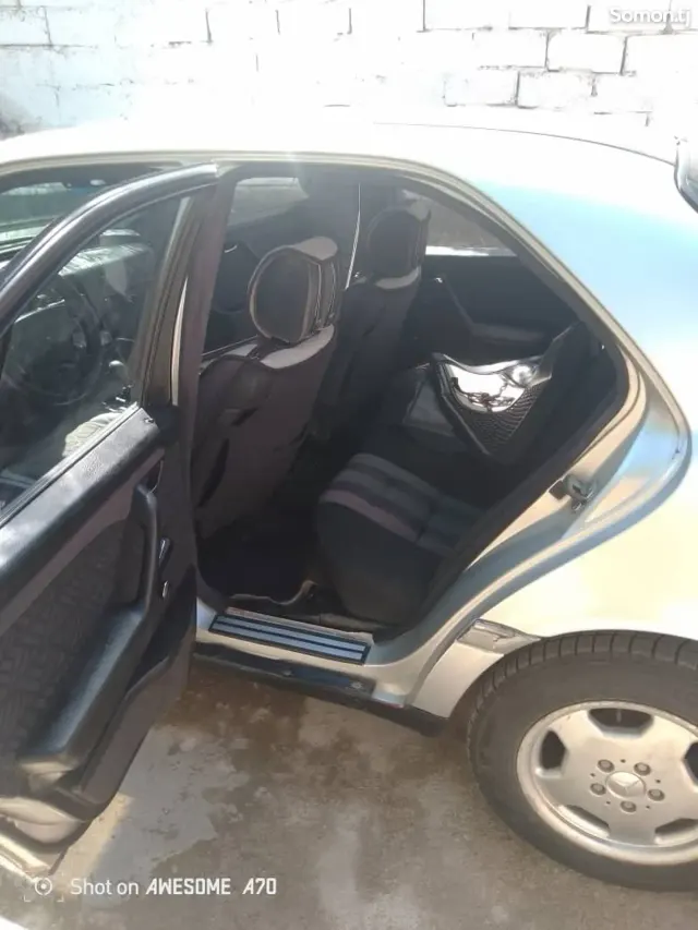 Mercedes-Benz C class 1994 · 1.8 MT