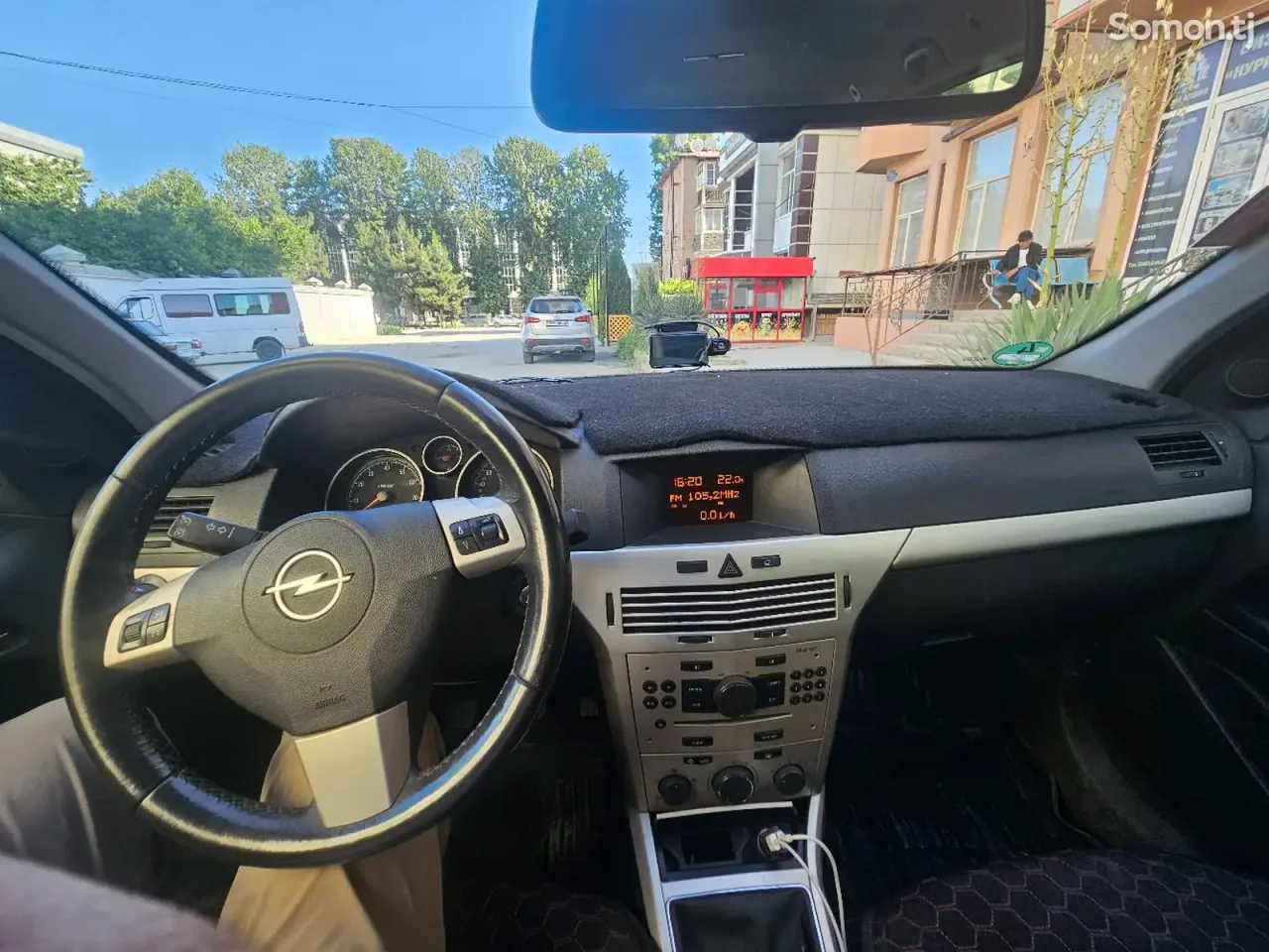 Opel Astra H 2007 · 1.6 MT