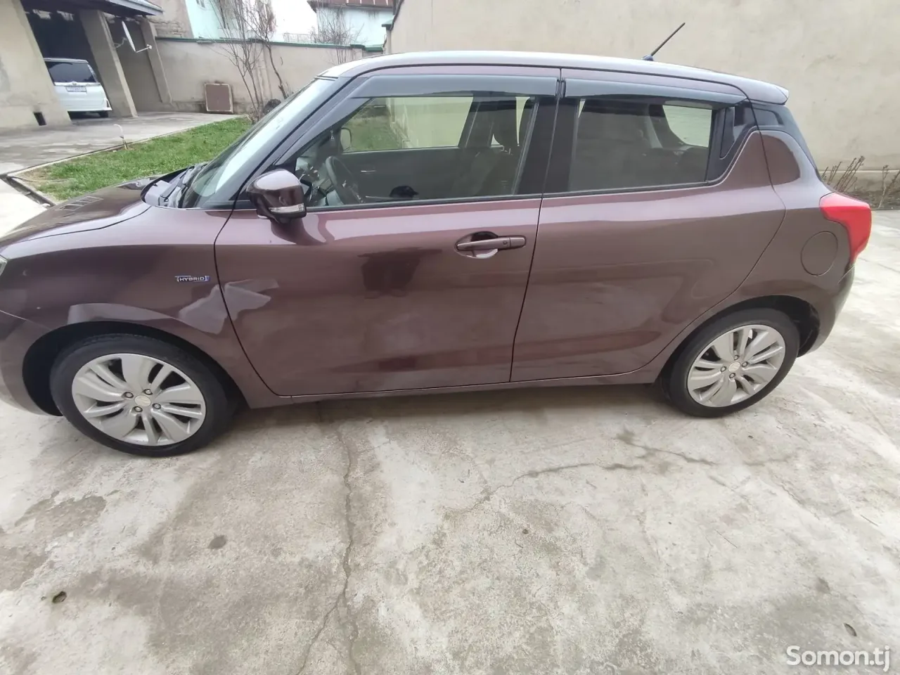 Suzuki Swift 2017 · 1.1 AT