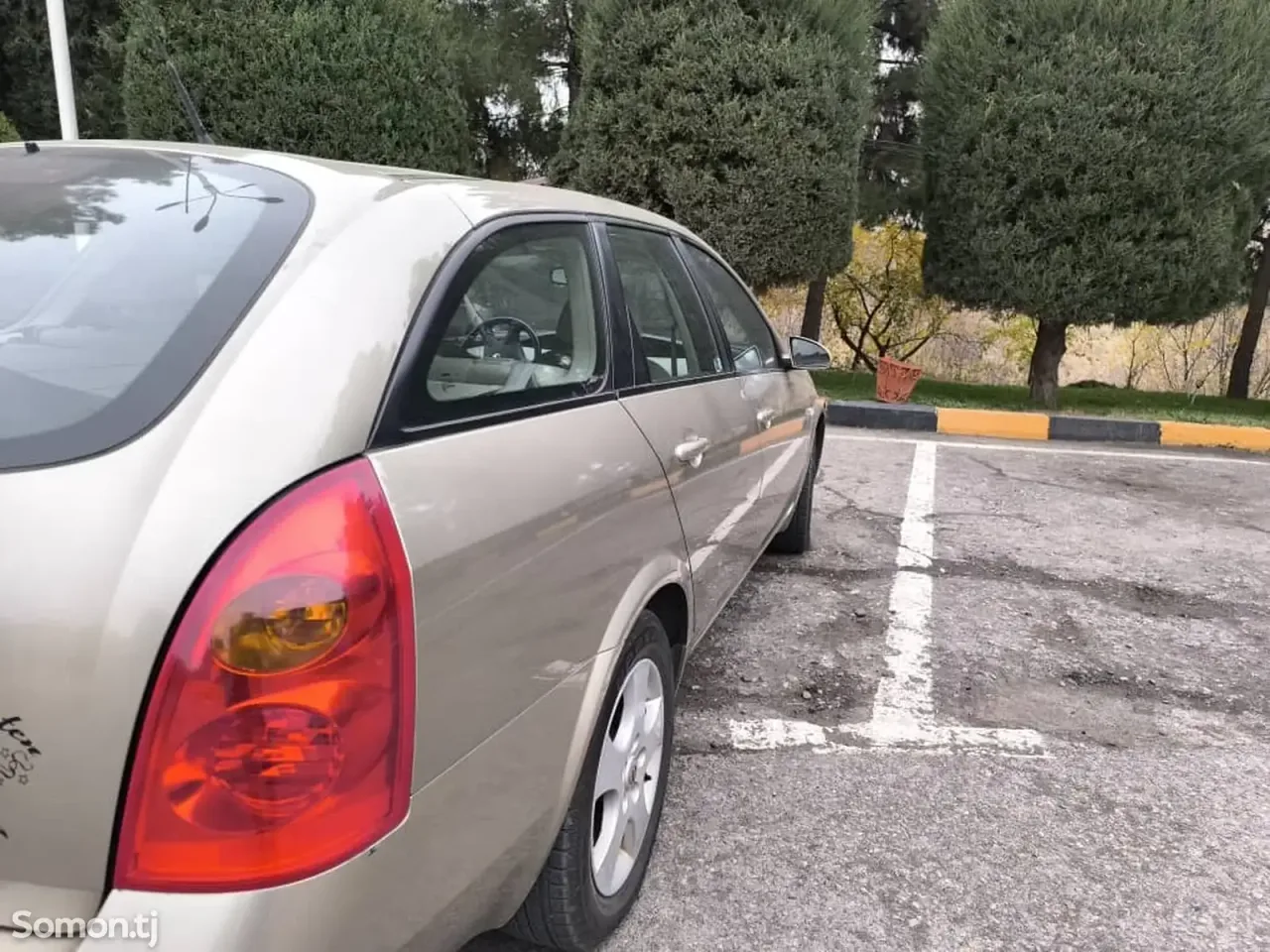 Nissan Primera 2002 · 1.8 MT