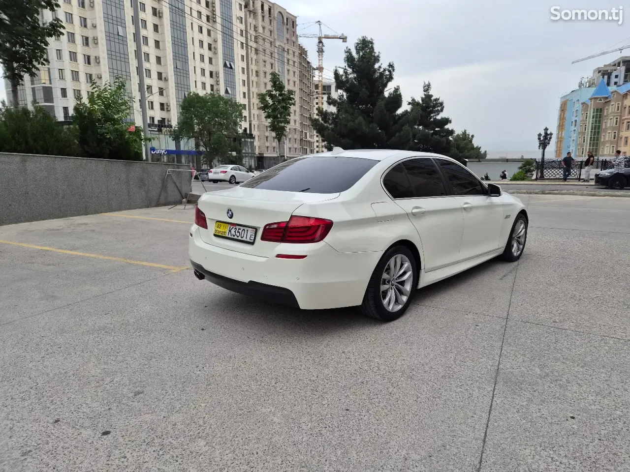 BMW 5 series 2012 · 2.0 AT