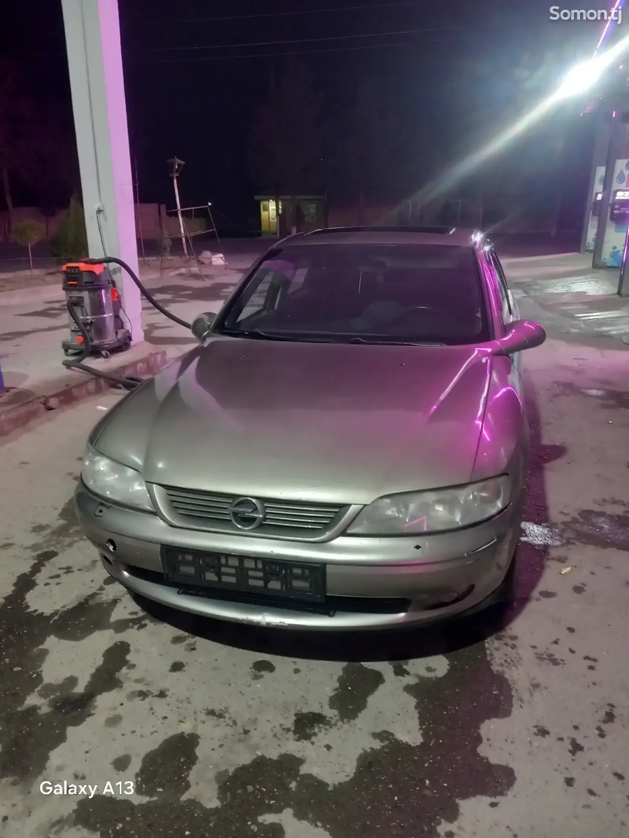 Opel Vectra B 1995 · 1.6 MT