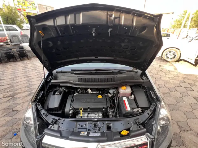 Opel Zafira 2014 · 1.8 MT