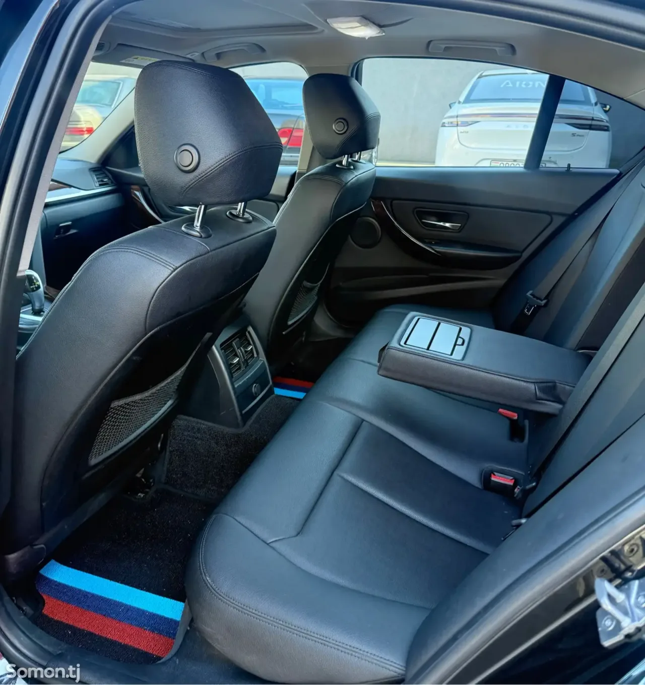 BMW 3 series 2014 · 2.0 AT