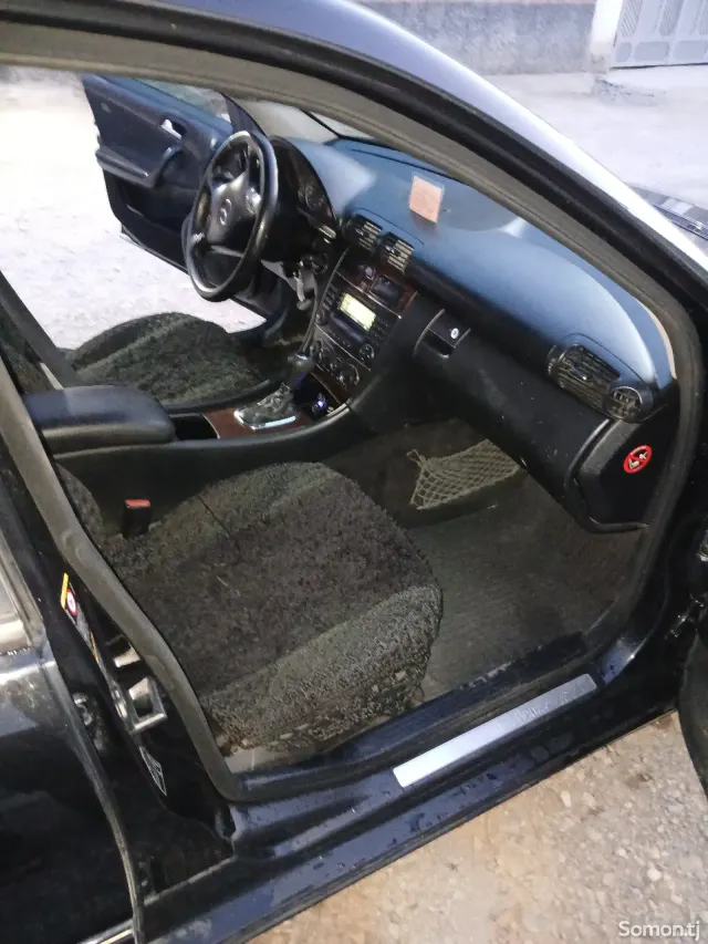 Mercedes-Benz C class 2005 · 2.0 AT