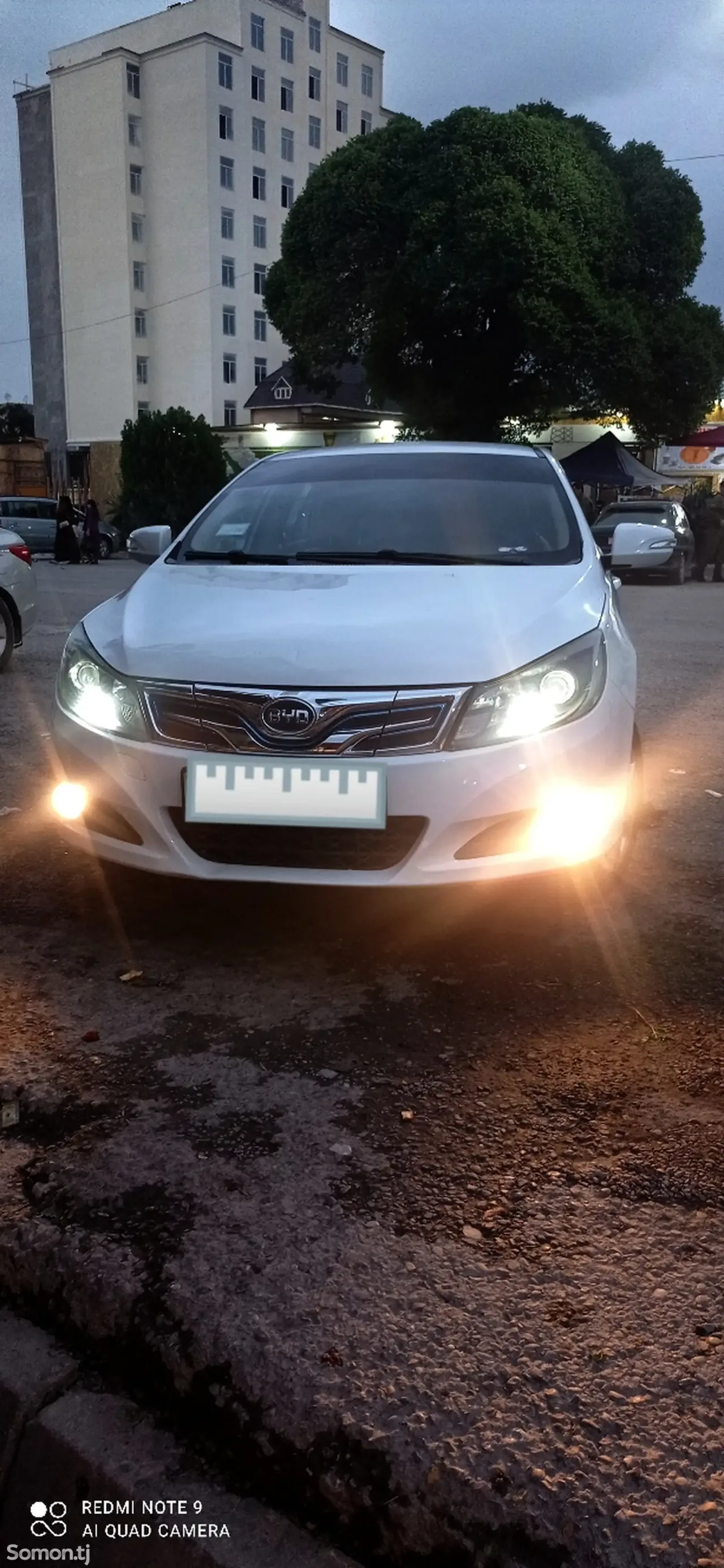 BYD E5 2018 · 2.4 AMT