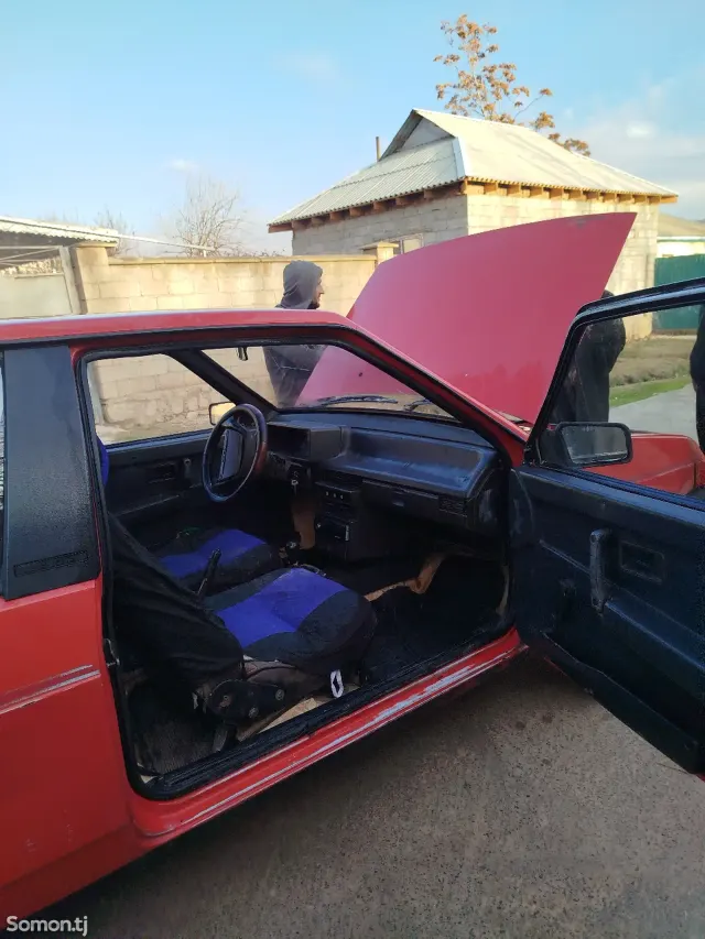 Lada (ВАЗ) 2108 1999 · MT