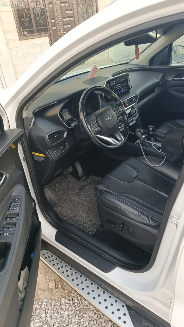 Hyundai Santa Fe 2018 · 2.0 AT