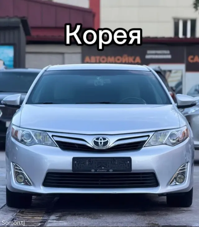 Toyota Camry 2013 · 2.5 AT