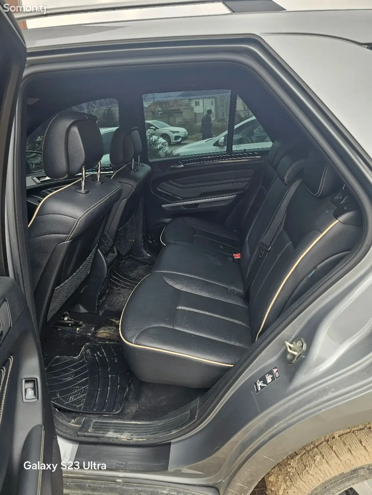 Mercedes-Benz ML class 2011 · 3.5 AT