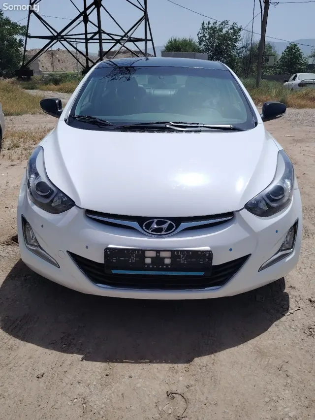 Hyundai Avante 2014 · 1.6 AT