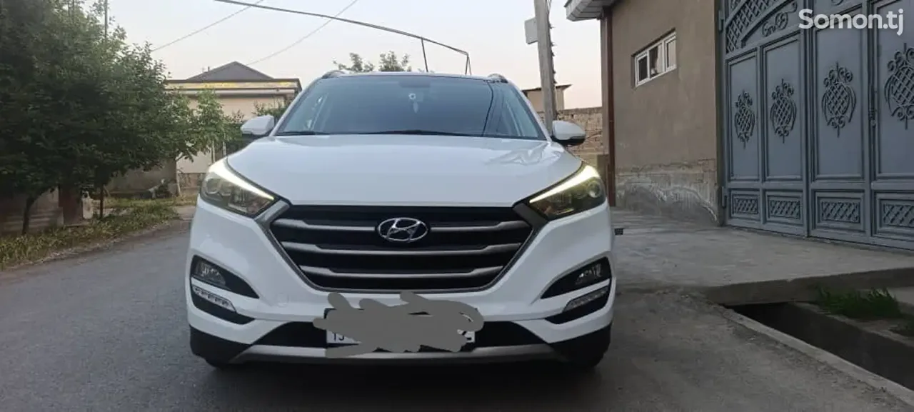 Hyundai Tucson 2016 · 1.7 AT