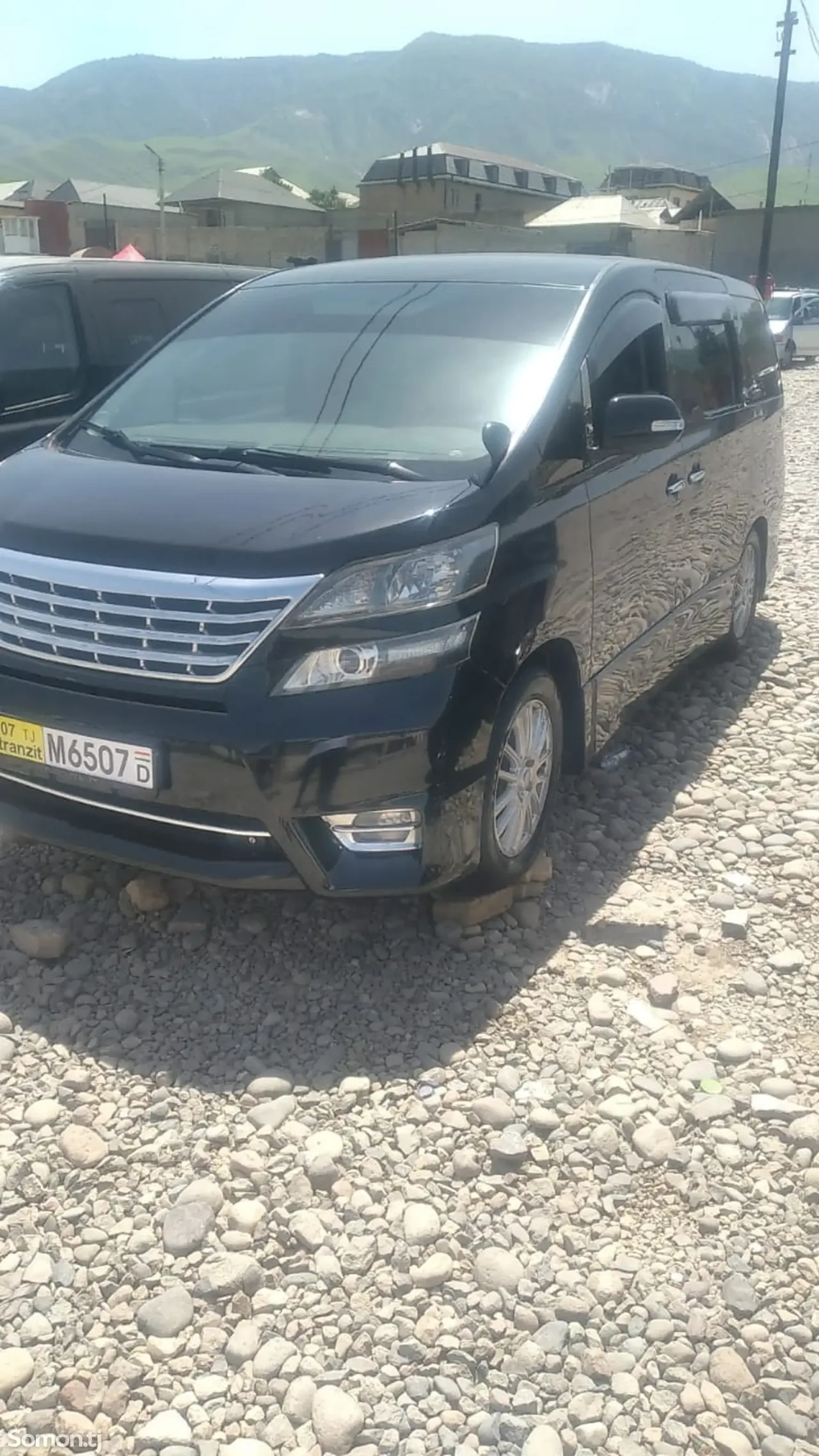 Toyota Vellfire 2010 · 2.4 AT