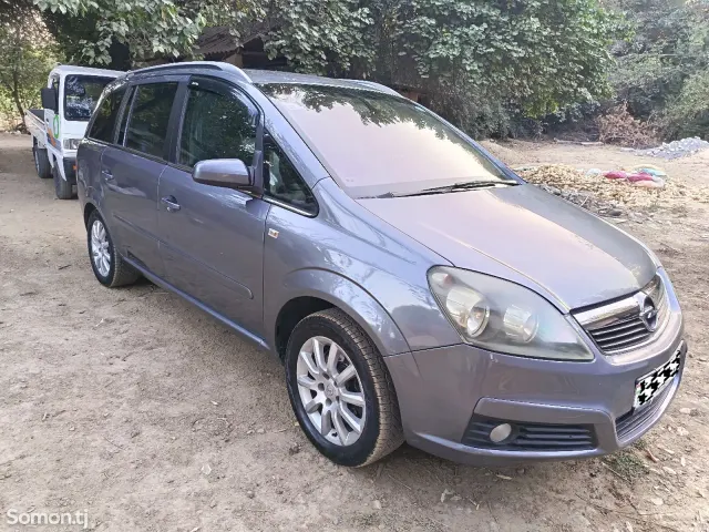 Opel Zafira 2007 · 2.2 AT