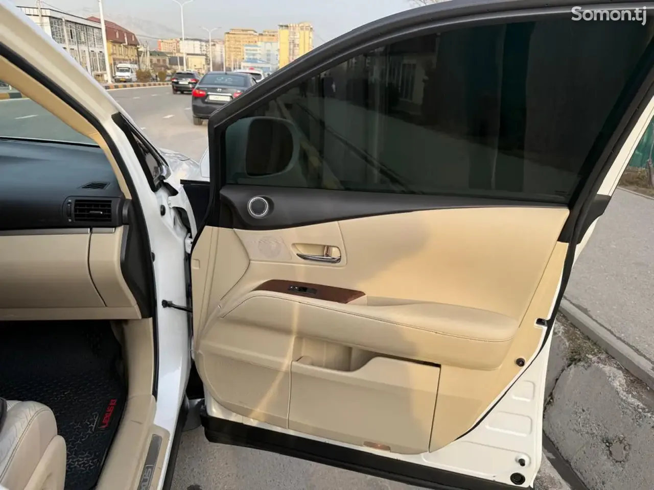 Lexus RX series 2013 · 3.5 AT