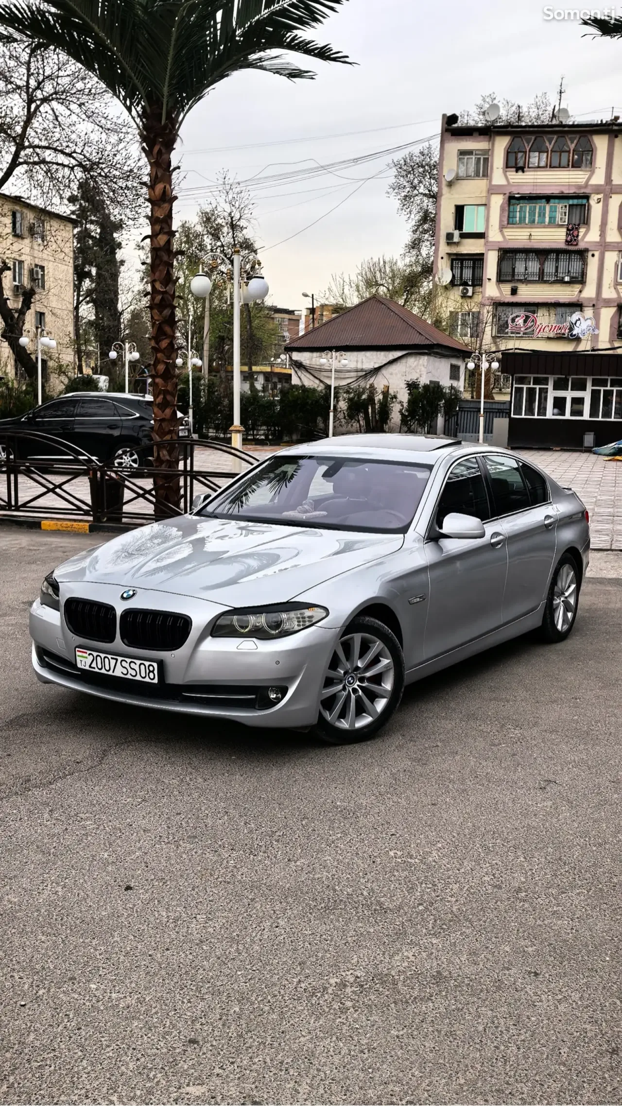 BMW 5 series 2011 · 2.0 AT