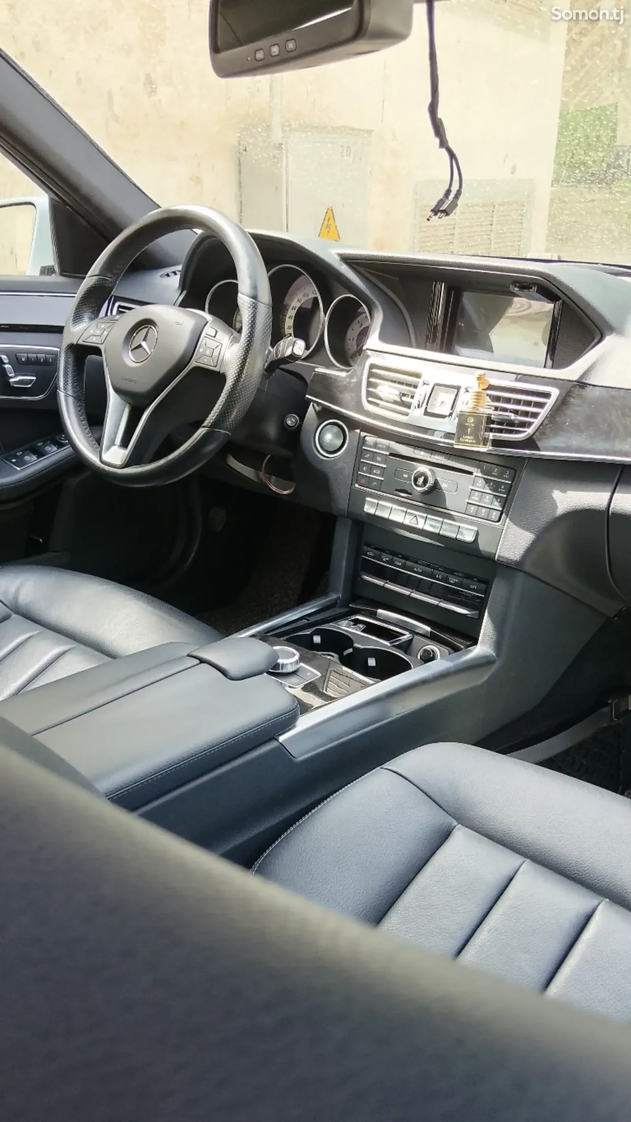 Mercedes-Benz E class 2015 · 2.0 AT