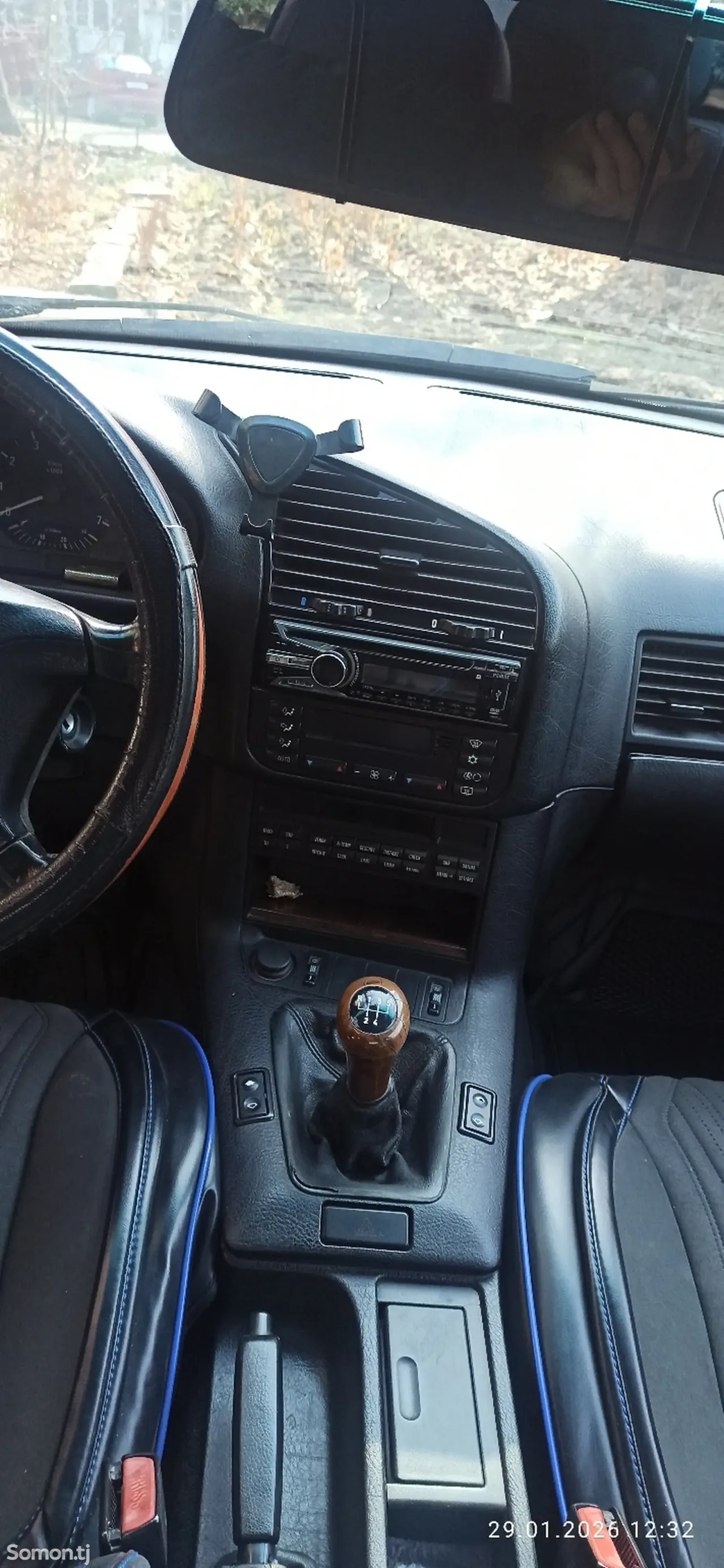 BMW 3 series 1997 · 1.6 MT