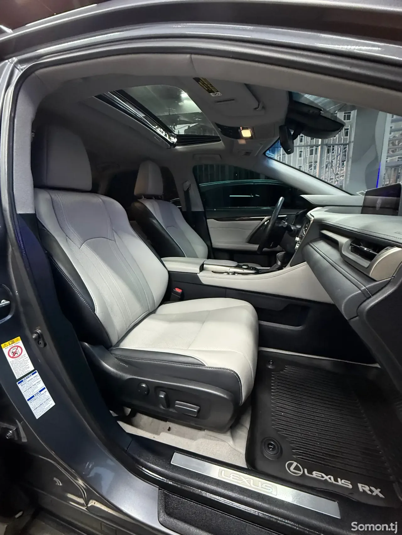 Lexus RX series 2018 · 3.5 AT
