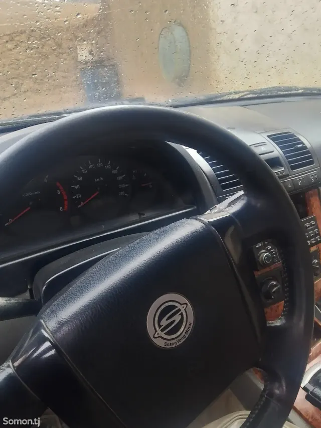 Ssang Yong Rexton 2002 · 2.9 MT
