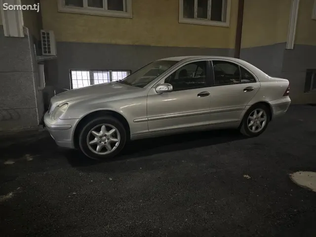 Mercedes-Benz C class 2001 · 2.0 AT