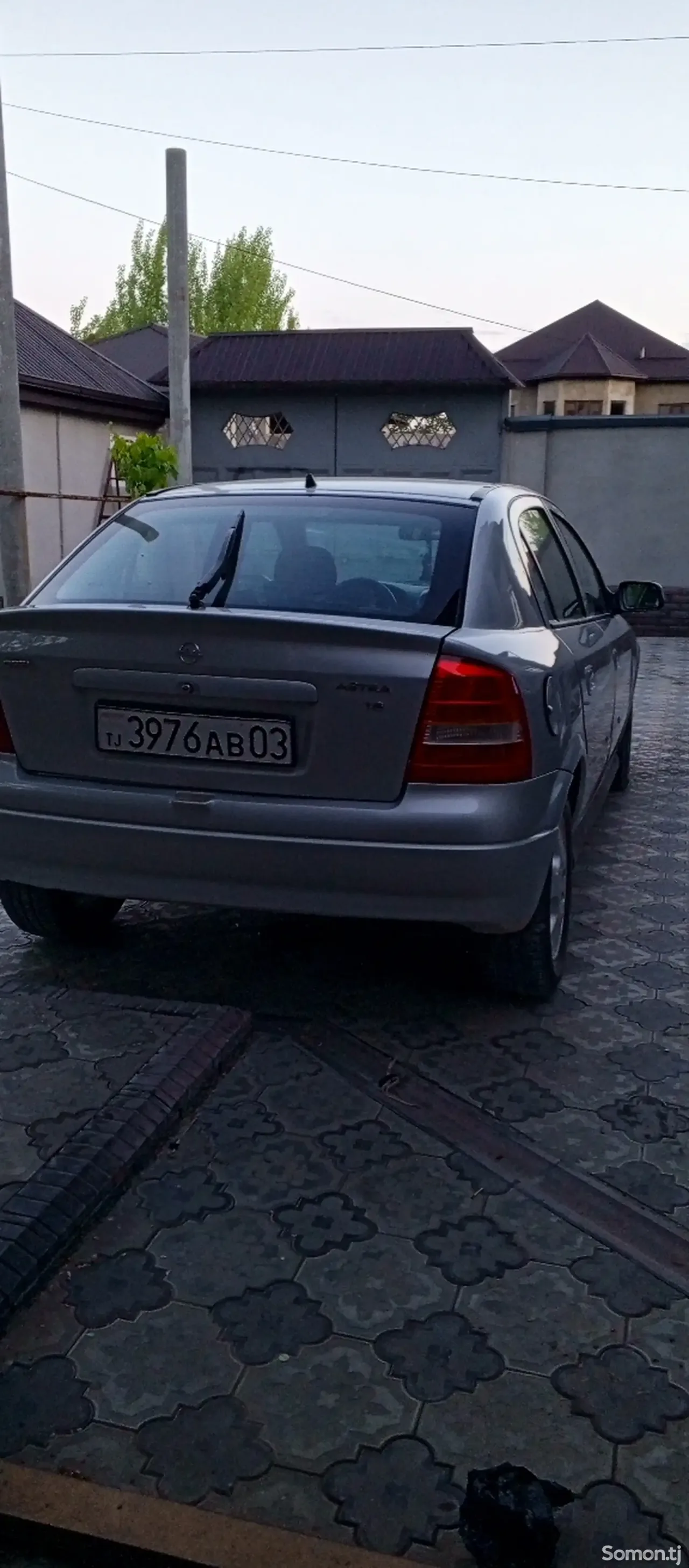 Opel Astra G 1999 · 1.8 MT