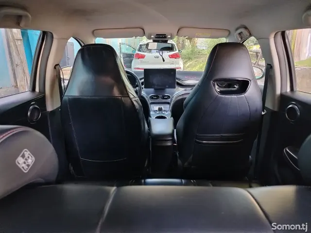 BYD E2 2023 · 0.4 CVT