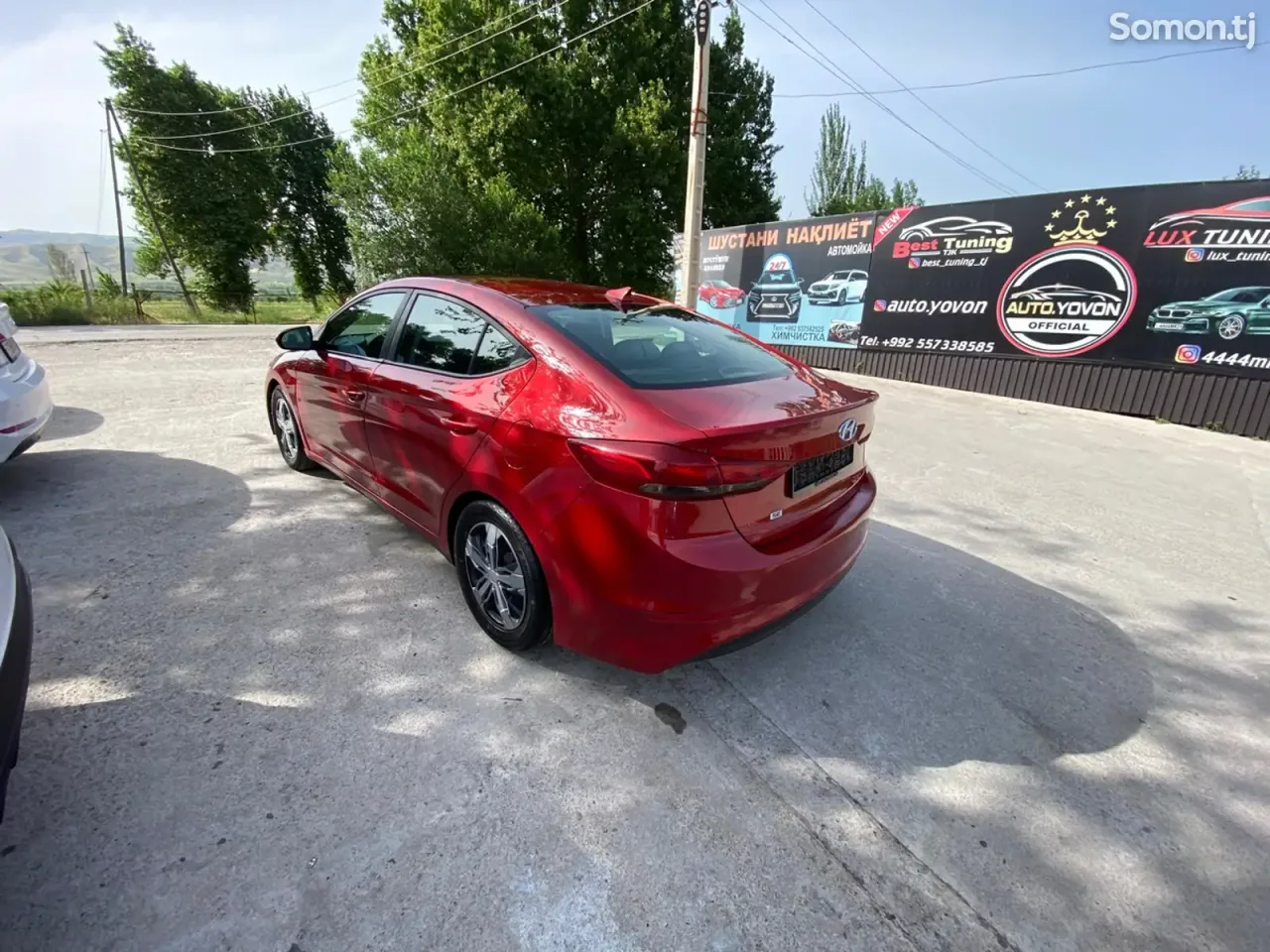Hyundai Elantra 2017 · 1.6 AT