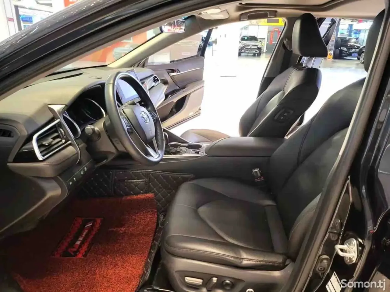 Toyota Camry 2018 · 2.5 AT