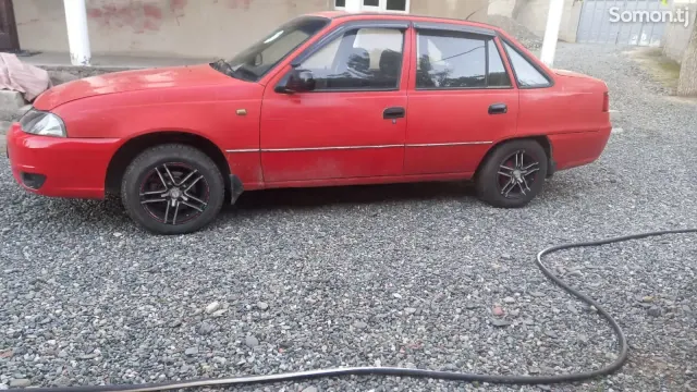 Daewoo Nexia 2010 · 1.6 MT