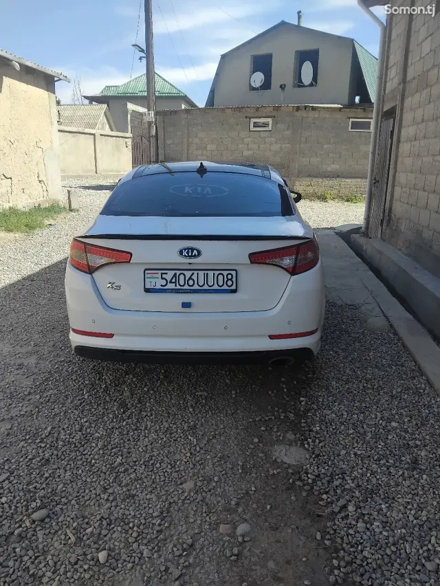 Kia K5 2012 · 2.0 AT