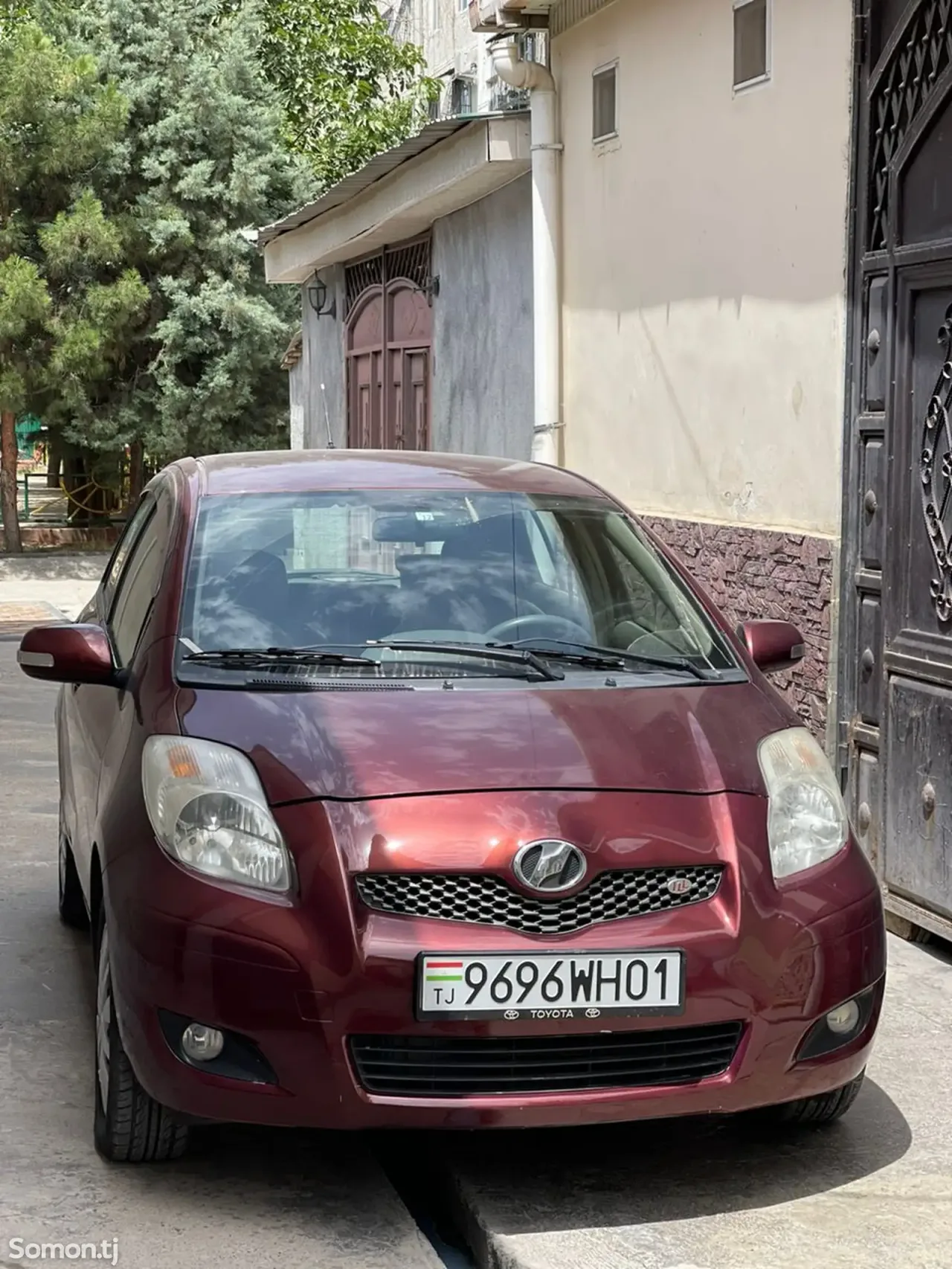 Toyota Vitz 2009 · 1.3 AT