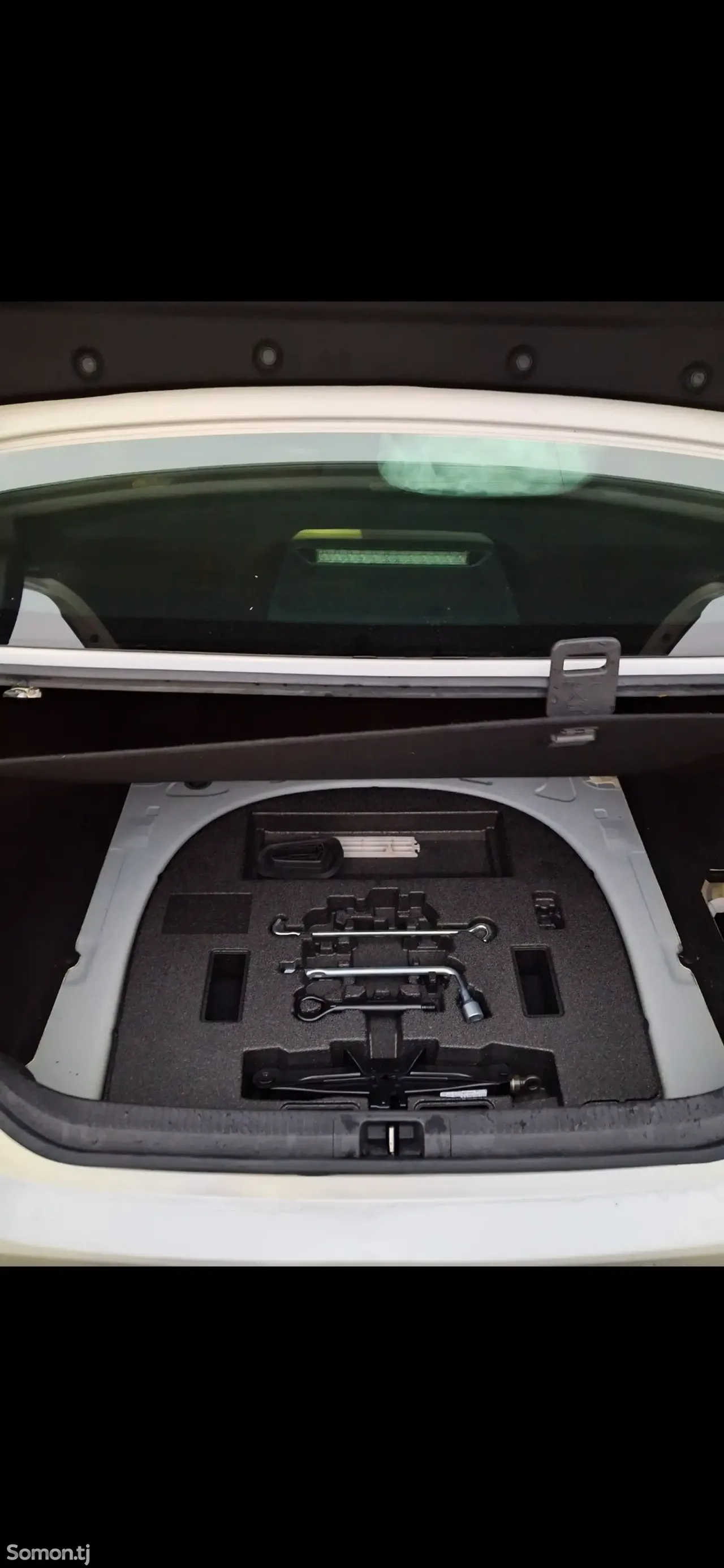 Toyota Camry 2018 · 2.5 AT