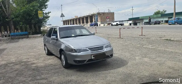 Daewoo Nexia 2000 · 1.6 MT