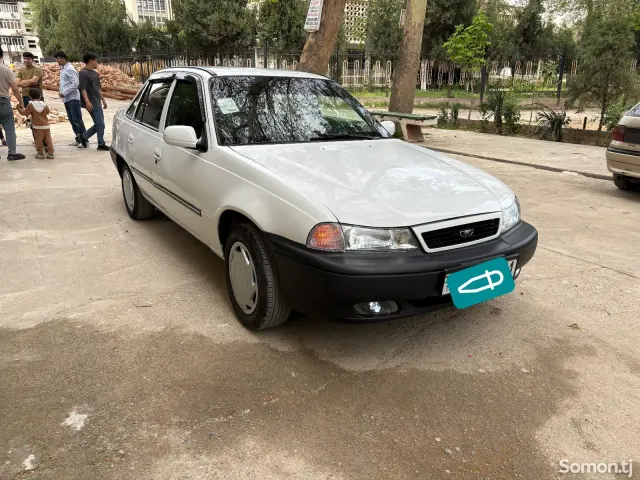 Daewoo Nexia 1995 · 1.6 MT