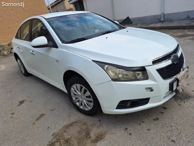 Chevrolet Cruze 2008 · 1.8 MT