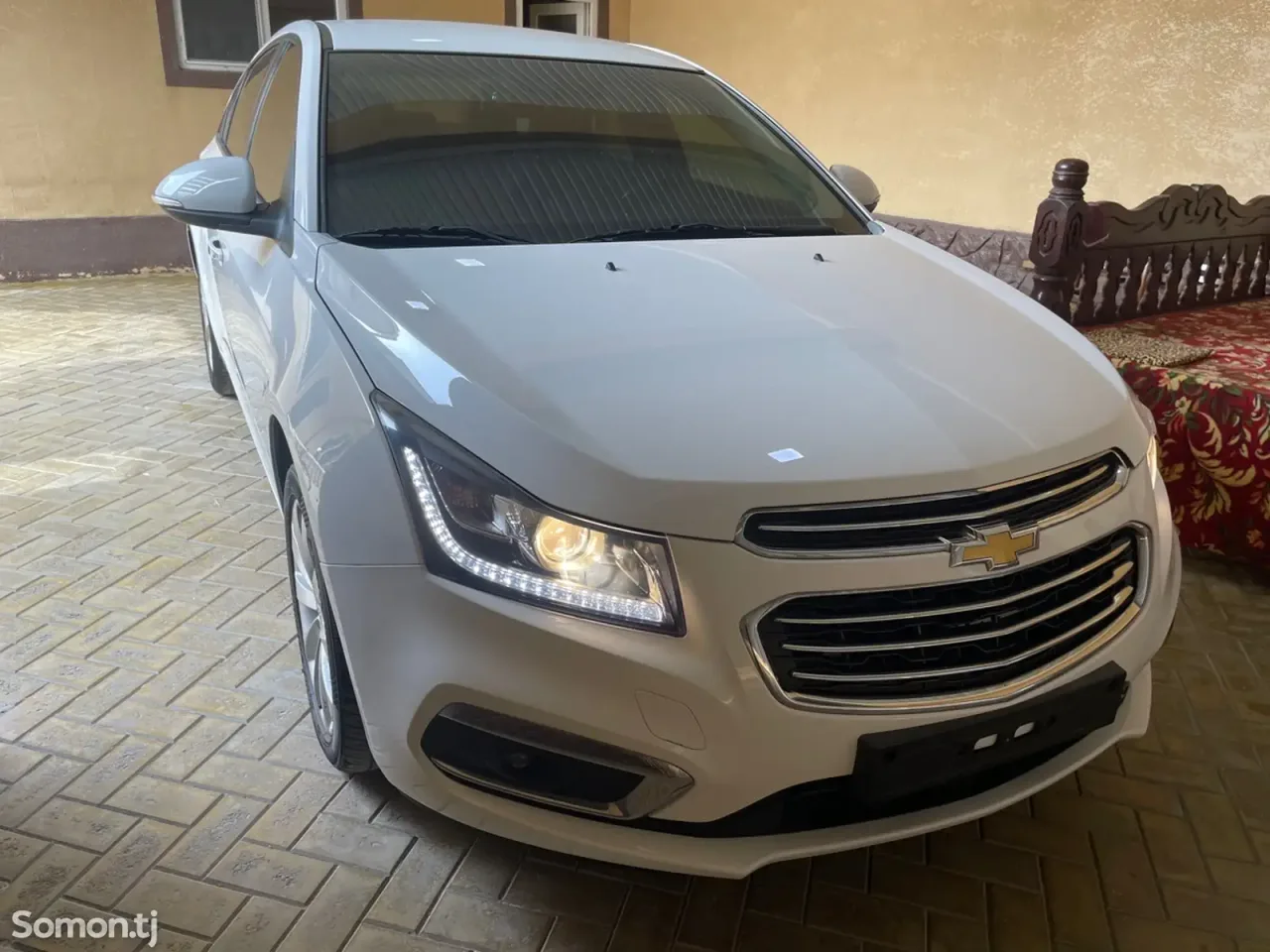 Chevrolet Cruze 2016 · 1.8 AT