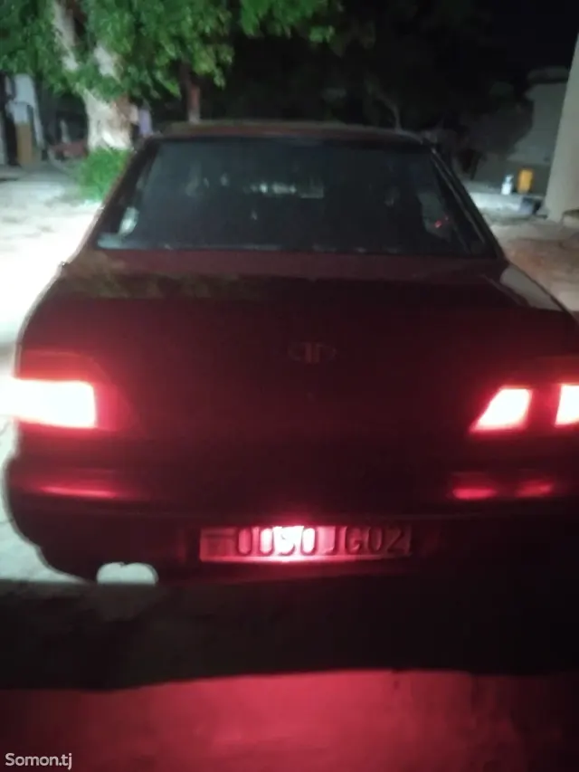 Daewoo Nexia 1996 · 1.6 MT