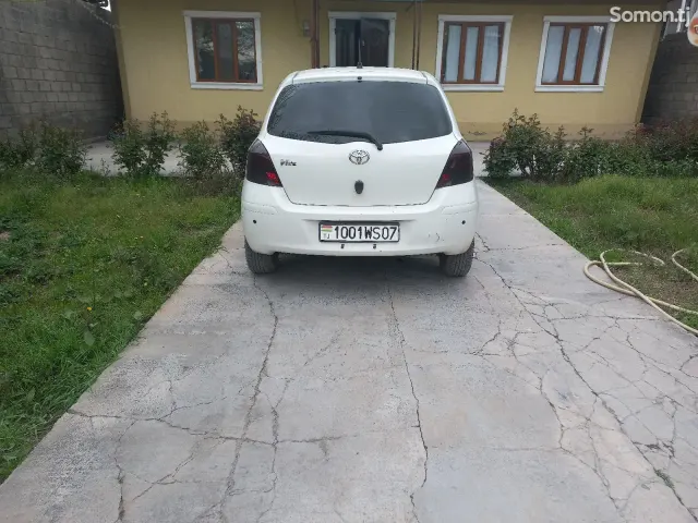 Toyota Vitz 2007 · 1.3 AT